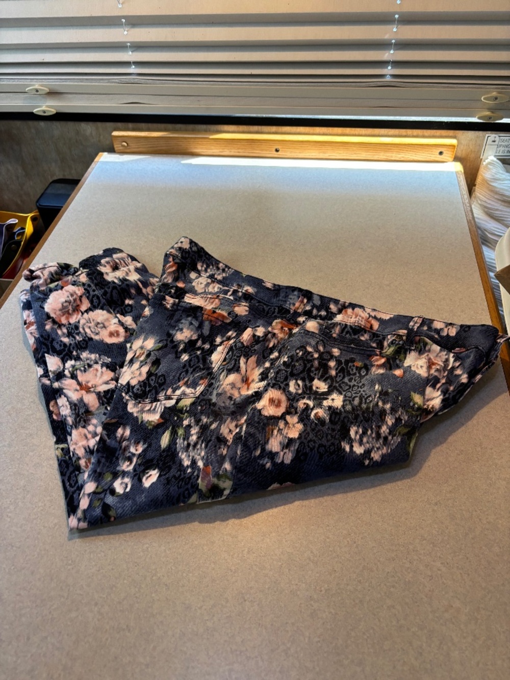 Gloria Vanderbilt Capris